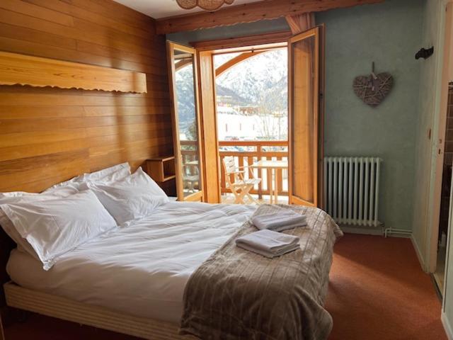 Hotel Restaurant La Pendine Les Pres ภายนอก รูปภาพ